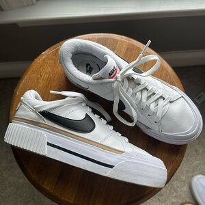 Women’s Nike court legacy platform shoes